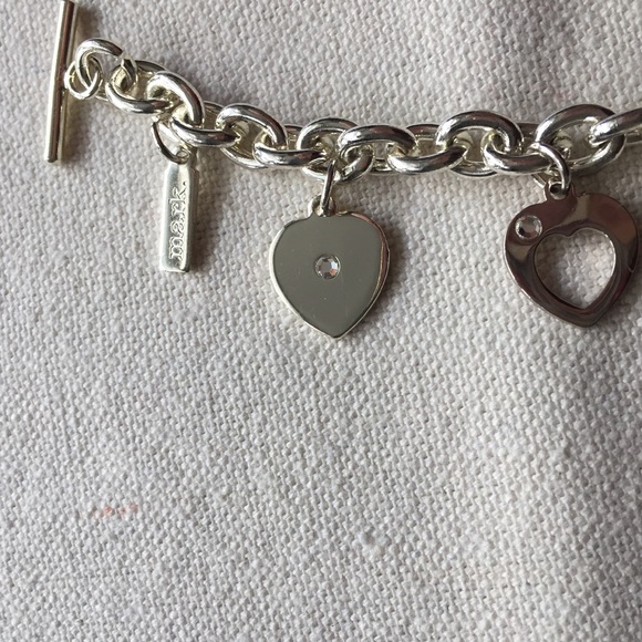 Mark.for Avon Silver Tone Heart Charm Bracelet - Picture 8 of 9